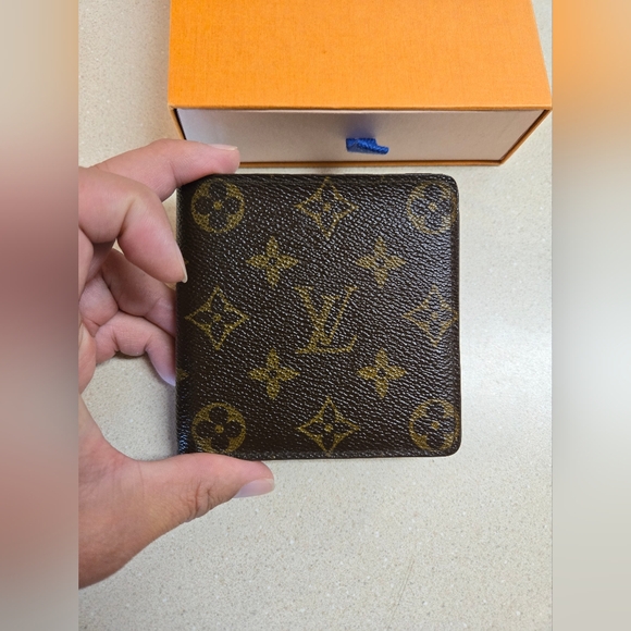 100% Authentic Vintage Louis Vuitton Brown MONOGRAM Mens Bi Fold - Picture 4 of 4